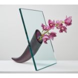 PHILIPPE STARCK (N&#233; en 1949) Vase &#171; Une &#233;tranget&#233; sous un mur &#187;Cr&#233;...