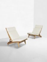 Hans J. Wegner Pair of rare adjustable lounge chairs, circa 1968