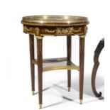 Gu&#233;ridon en bois teint&#233; acajou et bronze dor&#233;. Style Louis XVI de la seconde part...