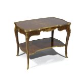 Table de milieu en bois de placage marquet&#233;. Style Louis XV.