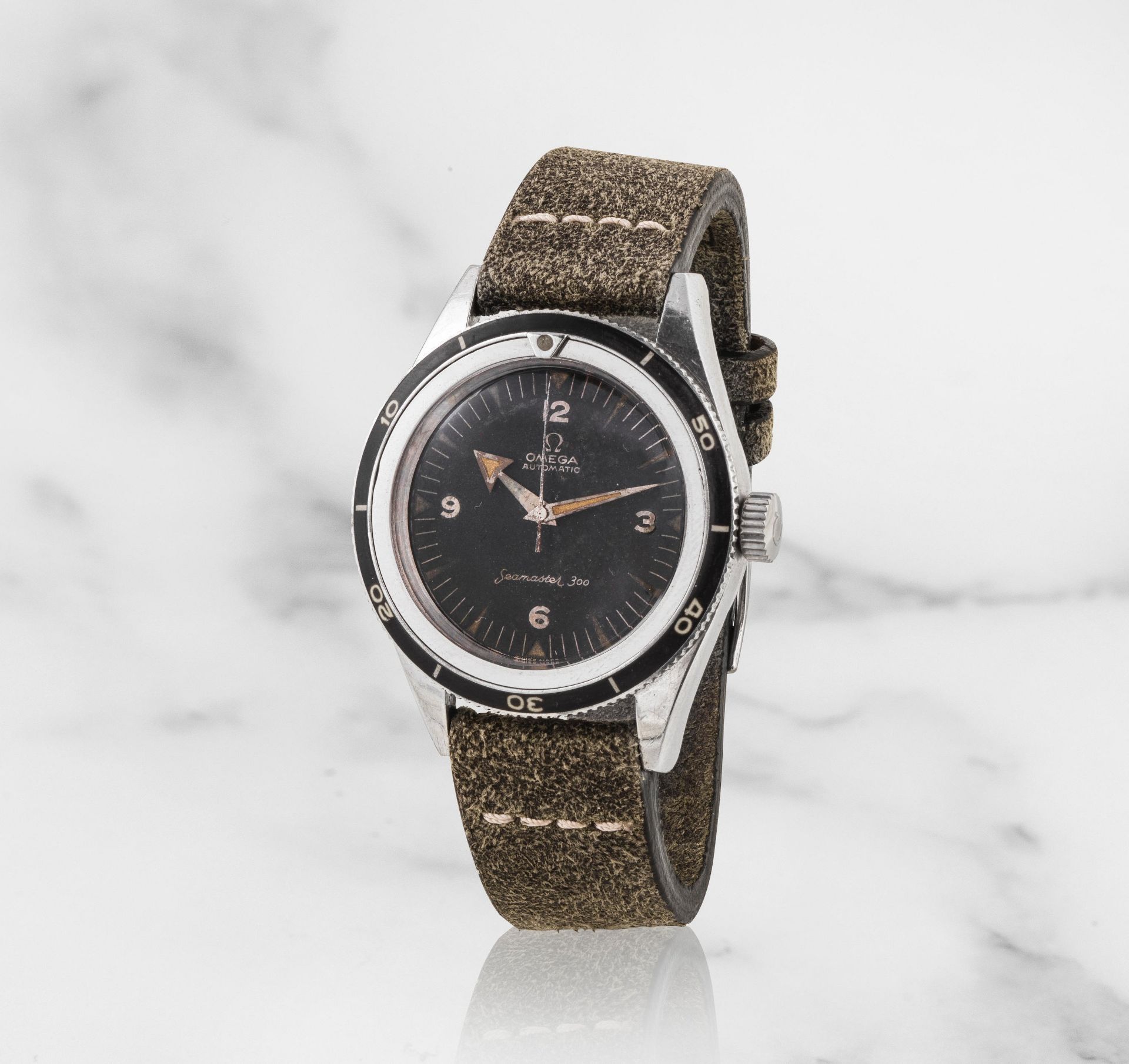 Omega. A fine and rare stainless steel automatic wristwatch Omega. Belle et rare montre bracelet...
