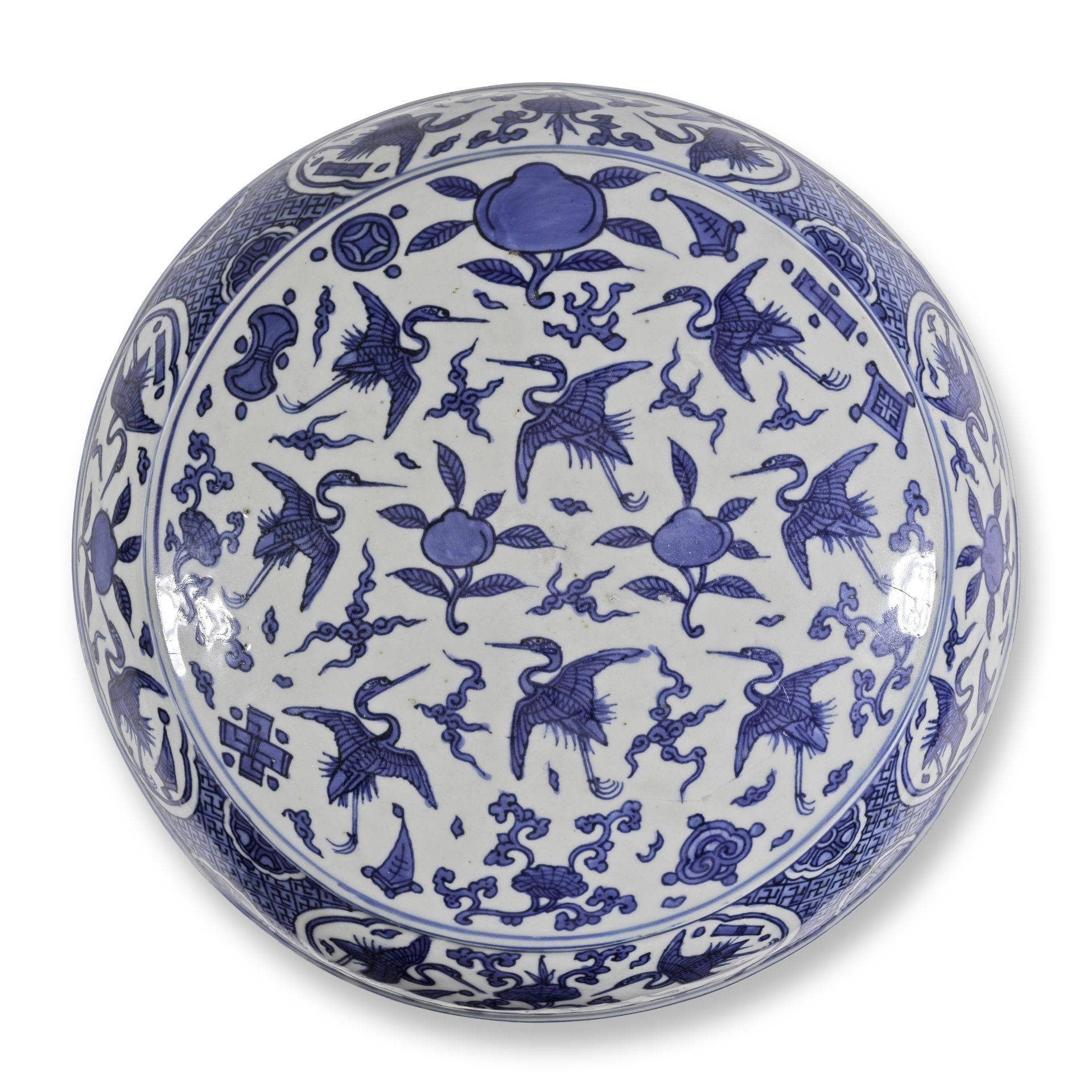 GRANDE BO&#206;TE COUVERTE EN PORCELAINE BLEU BLANC Marque et &#233;poque Wanli (1573-1620) (2) - Bild 2 aus 4