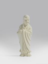 PETITE STATUETTE DE BODHIDHARMA EN PORCELAINE DEHUA XVIIe/XVIIe si&#232;cle