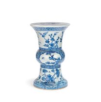 A BLUE AND WHITE GARDEN SEAT, GU Late 19th century