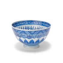 A BLUE AND WHITE 'LIANZI' BOWL 17th century