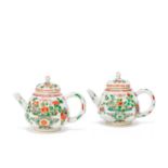 A PAIR OF FAMILLE VERTE TEAPOTS AND COVERS Kangxi (4)