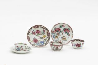 CHINE. Suite de trois bols &#224; th&#233; et leurs soucoupes en porcelaine. Epoque Yongzheng (1...