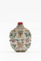 CHINE. Flacon tabati&#232;re en porcelaine