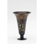 Manufacture Muller Fr&#232;res Lun&#233;ville Grand vase en verre marmor&#233;en. Circa 1920