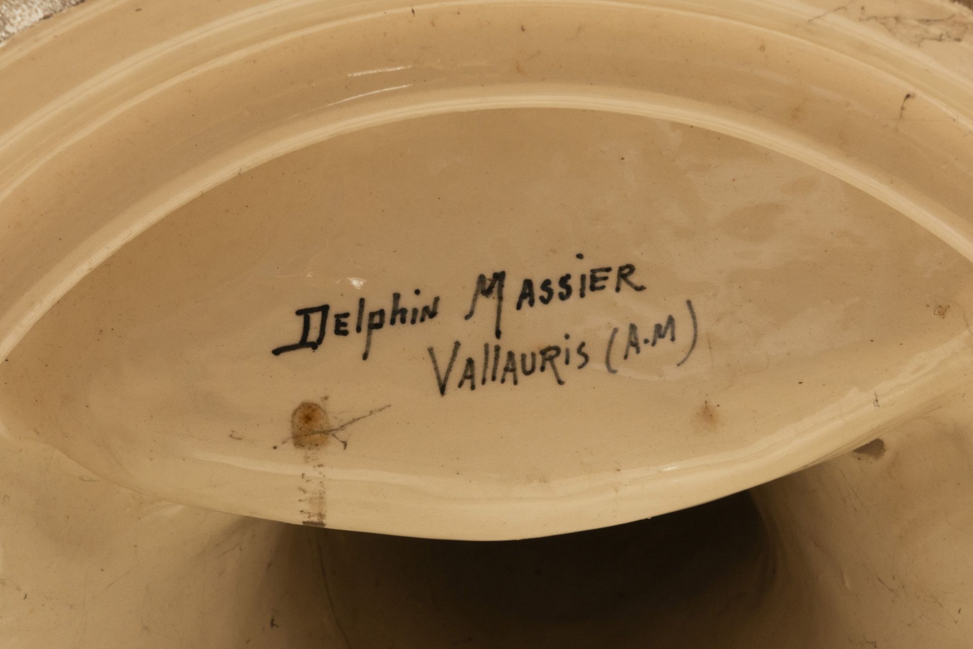 DELPHIN MASSIER (1836-1907) Colonne flamand rose et son cache-pot aux chardons en fa&#239;ence &... - Image 2 of 2