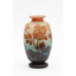 Manufacture SCHNEIDER Grand vase &#224; d&#233;cor de roses en verre multicouche d&#233;gag&#233...