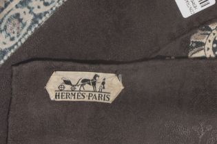 HERMES Paris, cr&#233;&#233; en 1958. Tr&#232;s rare carr&#233; 'Dentelle-Cachemire' (nom attrib...