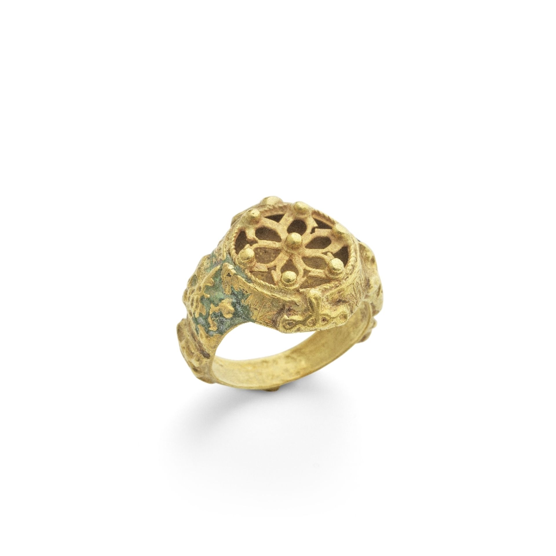 An openwork gold ring Egypt or Persia, 12th/ 13th Century