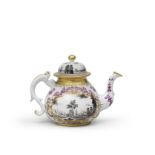 Thei&#232;re couverte en porcelaine de Meissen, circa 1735A Meissen teapot and cover, circa 1735