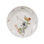 Plat en porcelaine de Meissen, circa 1735-39A Meissen dish, circa 1735-39