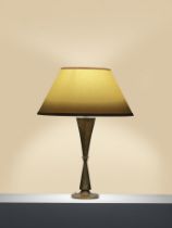 EUGENE PRINTZ (1889-1948) Lampe de table, commande sp&#233;ciale1938Laiton oxyd&#233; et tissuAv...