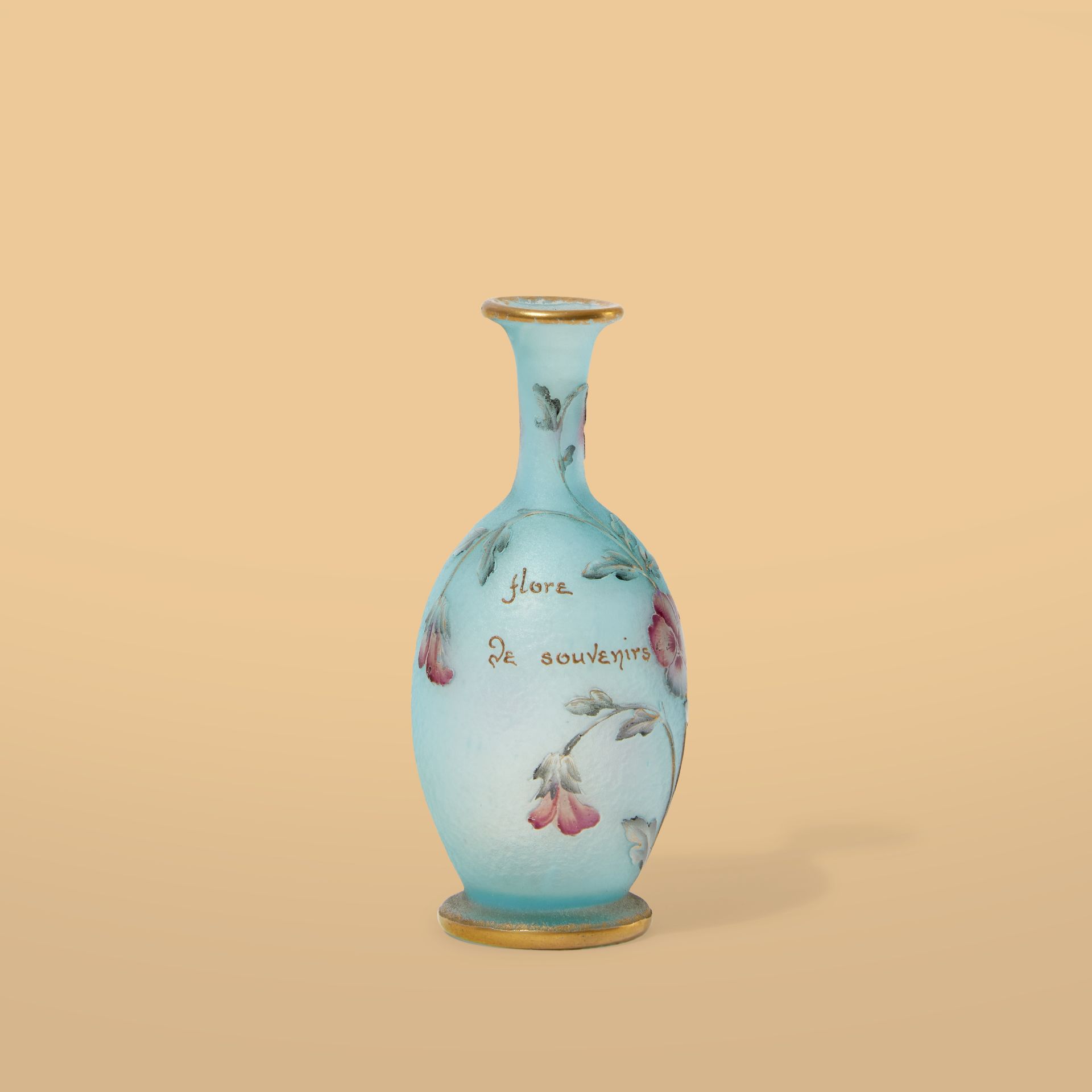 DAUM Petit vase soliflore &#224; d&#233;cor de pens&#233;esCirca 1905Sign&#233; 'Daum Nancy' ave...
