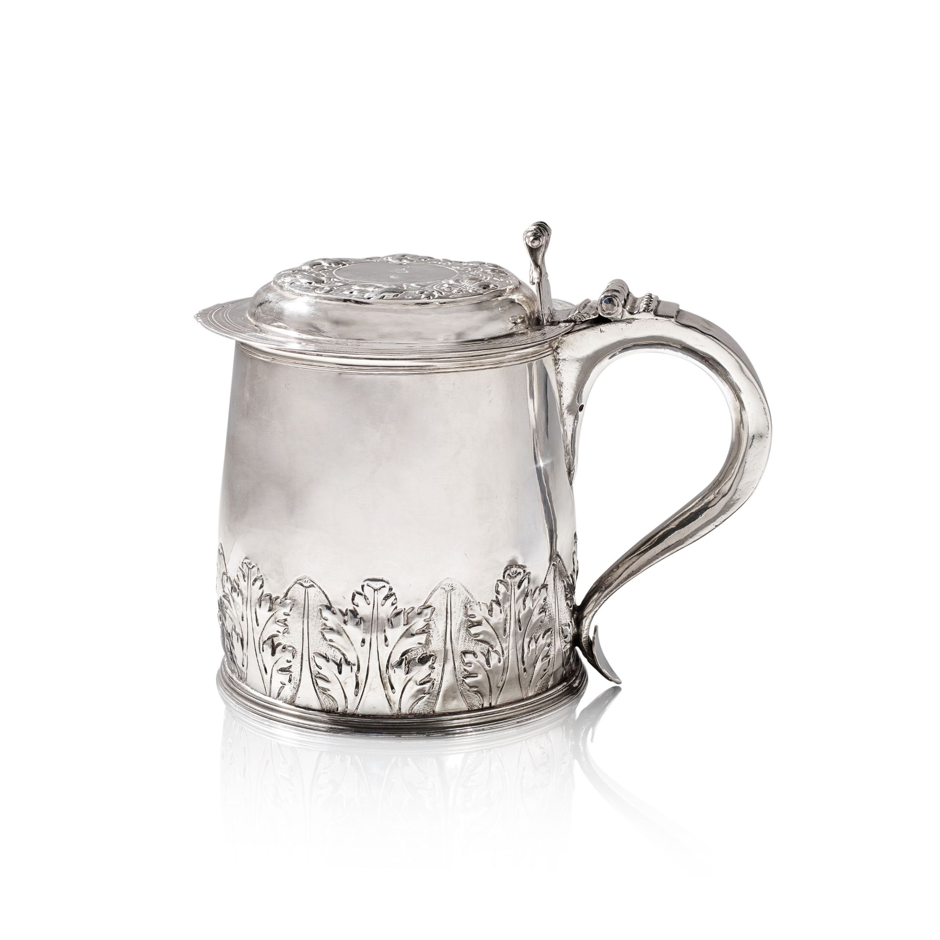 A Charles II silver lidded tankard, maker's mark EG, possibly for Edward Gladwin, London 1679