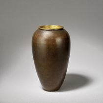 JEAN DUNAND (SWISS, 1877-1942) Vase, circa 1925