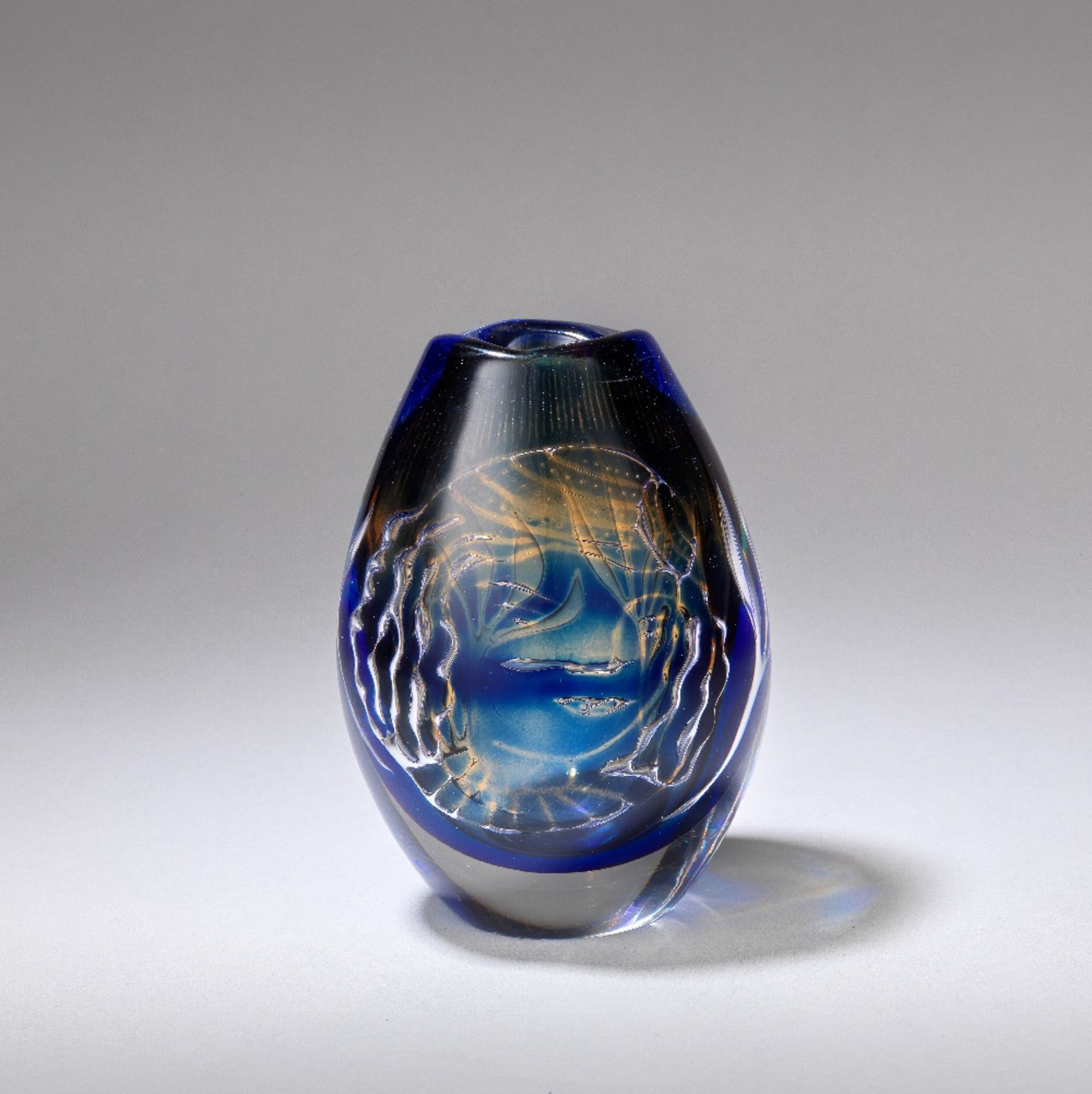 EDVIN &#214;HRSTR&#214;M (SWEDISH, 1906-1994) FOR ORREFORS Ariel vase, 1963