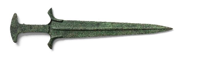 A Mycenaean bronze short sword