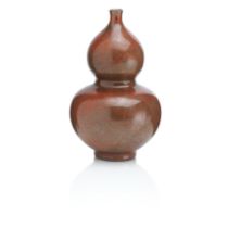 A Chinese double gourd vase