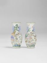 IMPORTANTE ET TR&#200;S RARE PAIRE DE TR&#200;S GRANDS VASES EN PORCELAINE DE LA FAMILLE ROSE &...