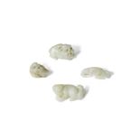 ENSEMBLE DE QUATRE PETITS ANIMAUX EN JADE BLANC SCULPT&#201; XVIIIe/XIXe si&#232;cle (4)