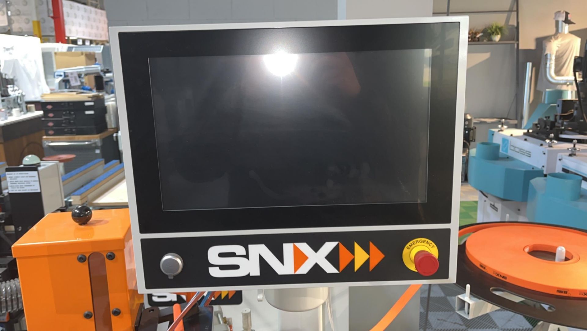 SNX nVision G1 Contour Edgebander - Image 18 of 21
