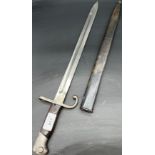 1909 Modelo Argentino military Bayonet with scabbard. Solingen blade.