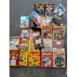 Large collection of the Broons books & Oor Wullie
