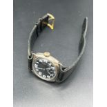 Antique 925 Silver gent's wristwatch by Tavanne's Watch Co. In a working condition. 15 jewels.