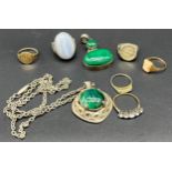 A Selection of jewellery to include Silver and Malachite pendant, 9ct gold and cameo craved ring,