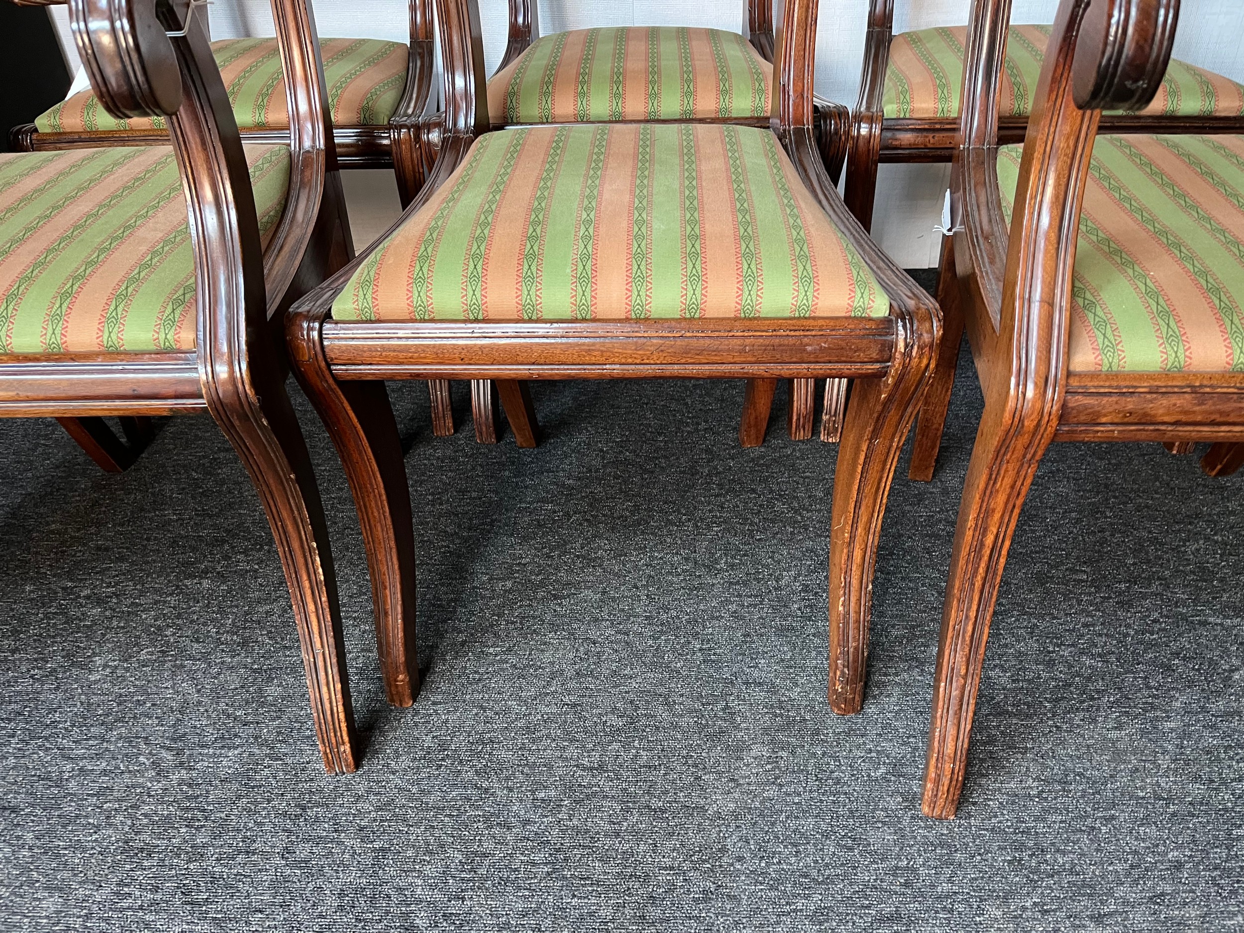 Set of six regency brass inlaid dining chairs, Early 19th century, the bar backs with brass line - Image 7 of 7