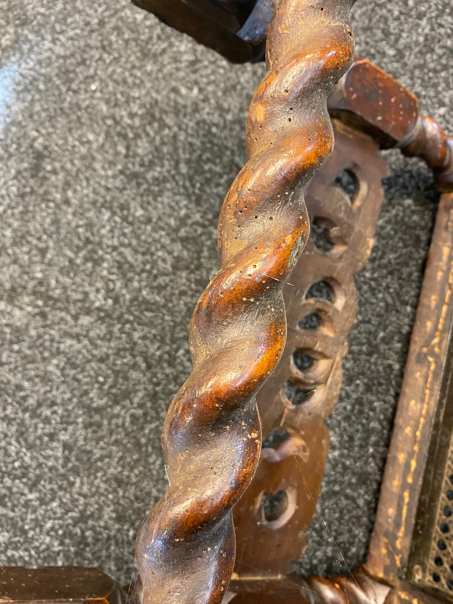 Charles II Walnut side chair- 17th century- the toprail pierced and carved with a crown flanked by - Image 6 of 10