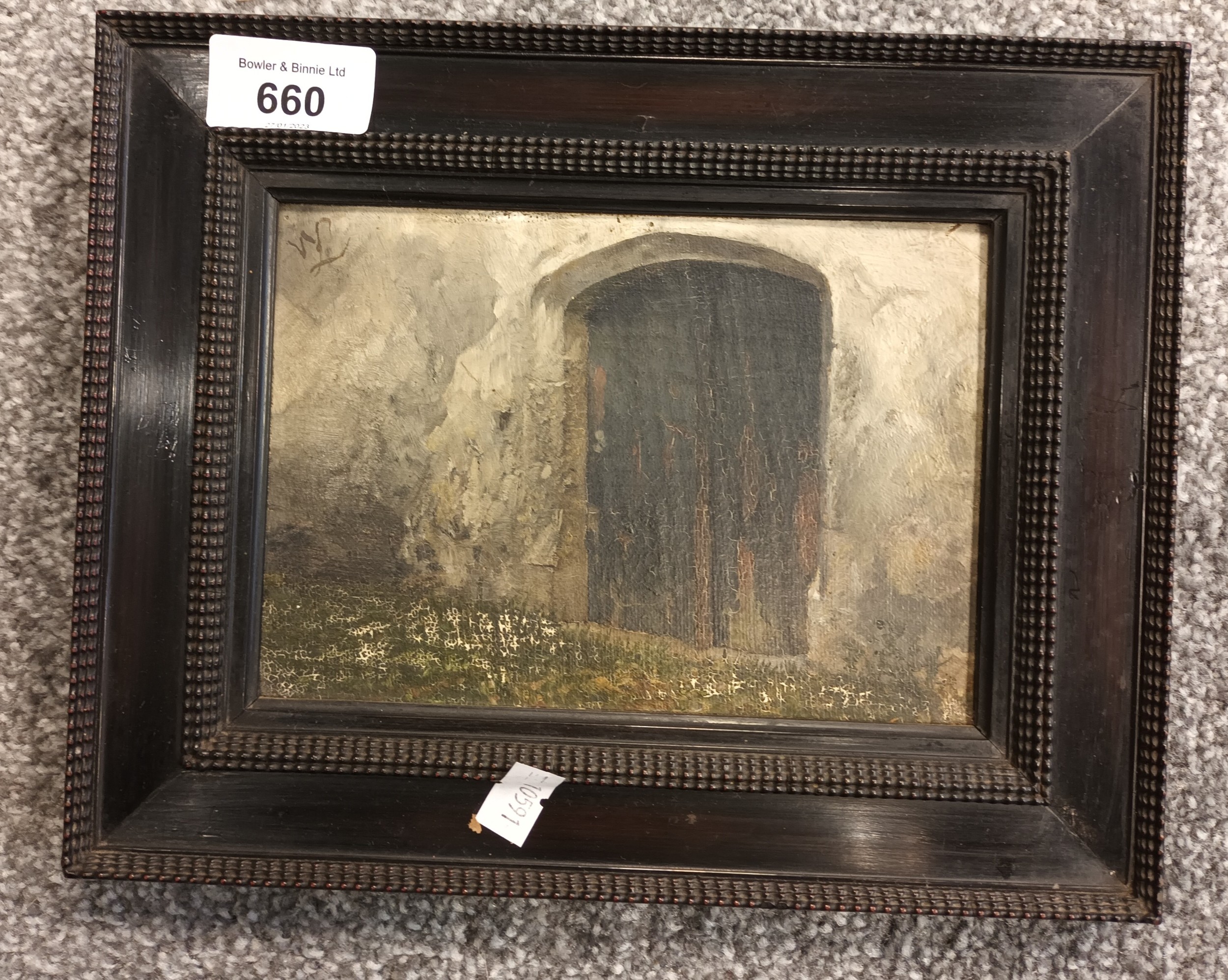 Antique oil on board depicting entrance to a building, signed WL in a dark wood frame [20x25cm] - Image 2 of 3