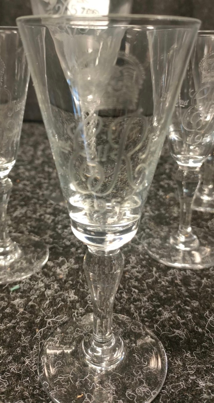 A Lot of five crystal Elizabeth II 1953 Commemorative sherry glasses, Together with a large twist - Image 2 of 4