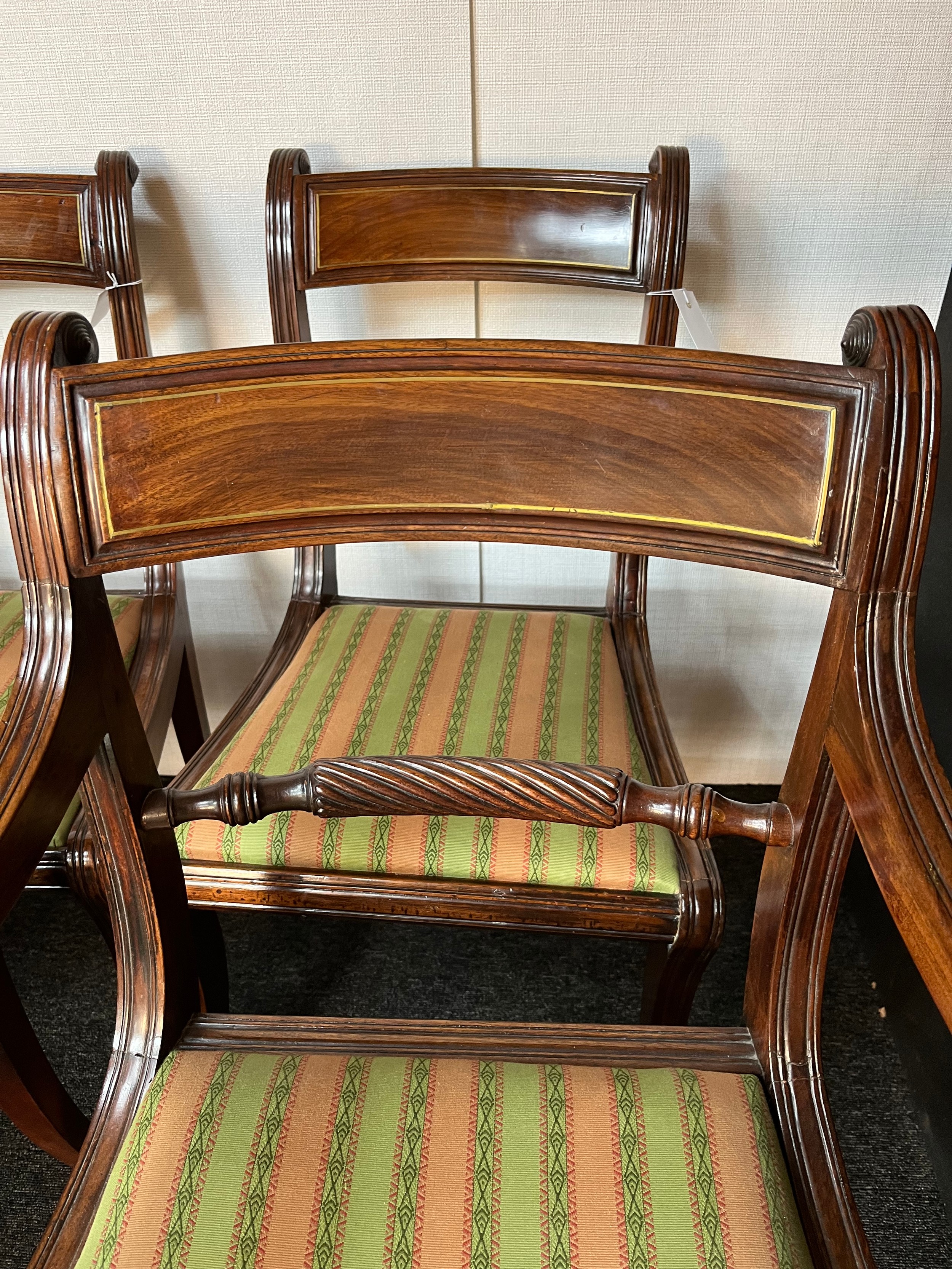 Set of six regency brass inlaid dining chairs, Early 19th century, the bar backs with brass line - Image 4 of 7