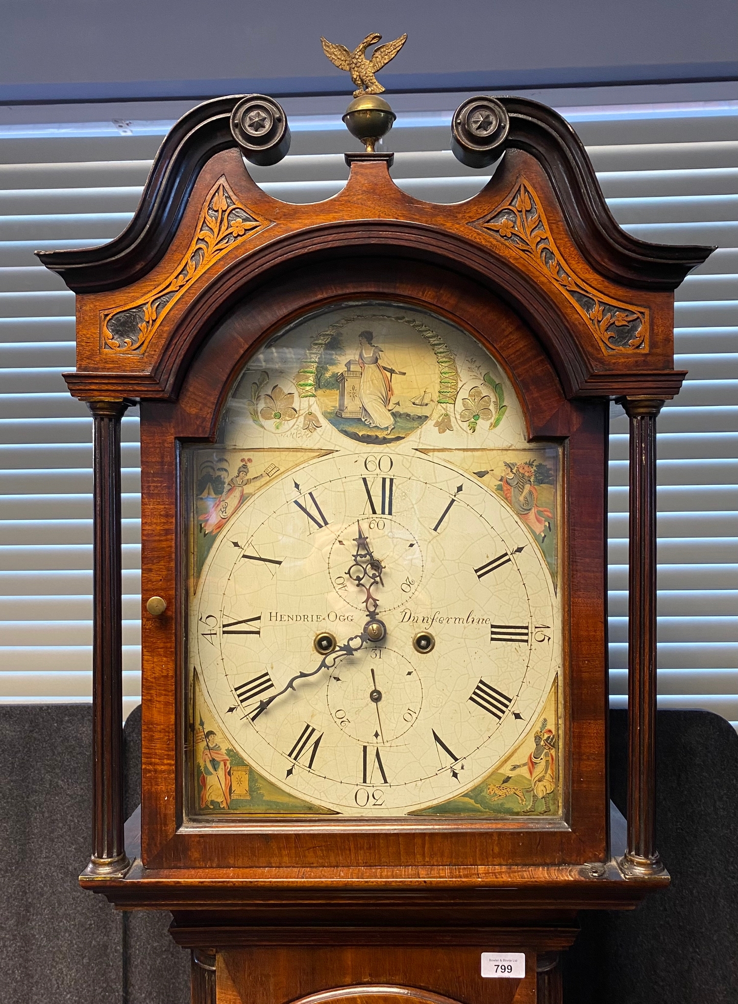 18th/ 19th century Dunfermline Grandfather clock with hand painted face depicting round cartouche - Image 3 of 12