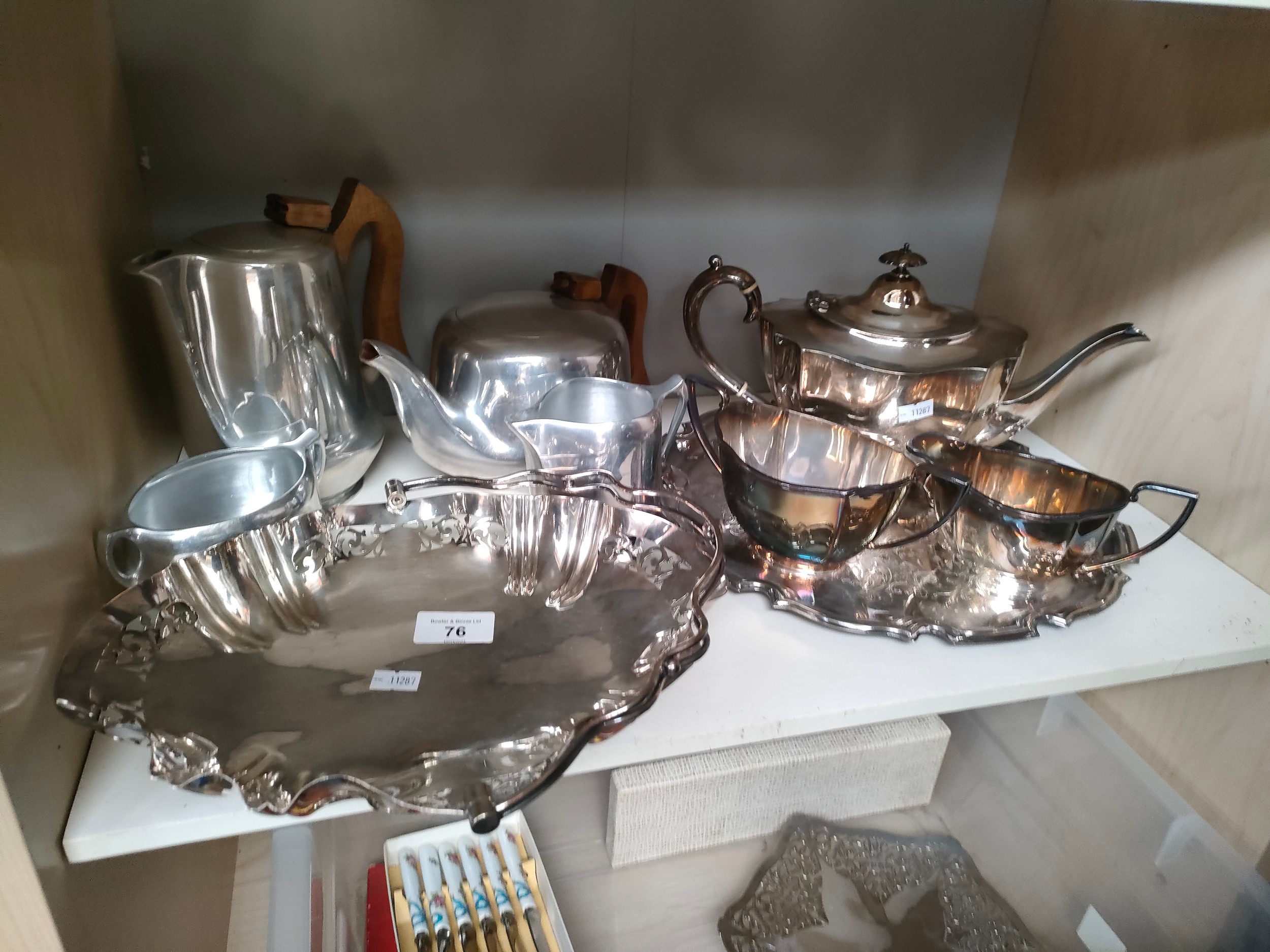 A Large collection of silver plated wares includes cutlery sets etc - Image 3 of 4