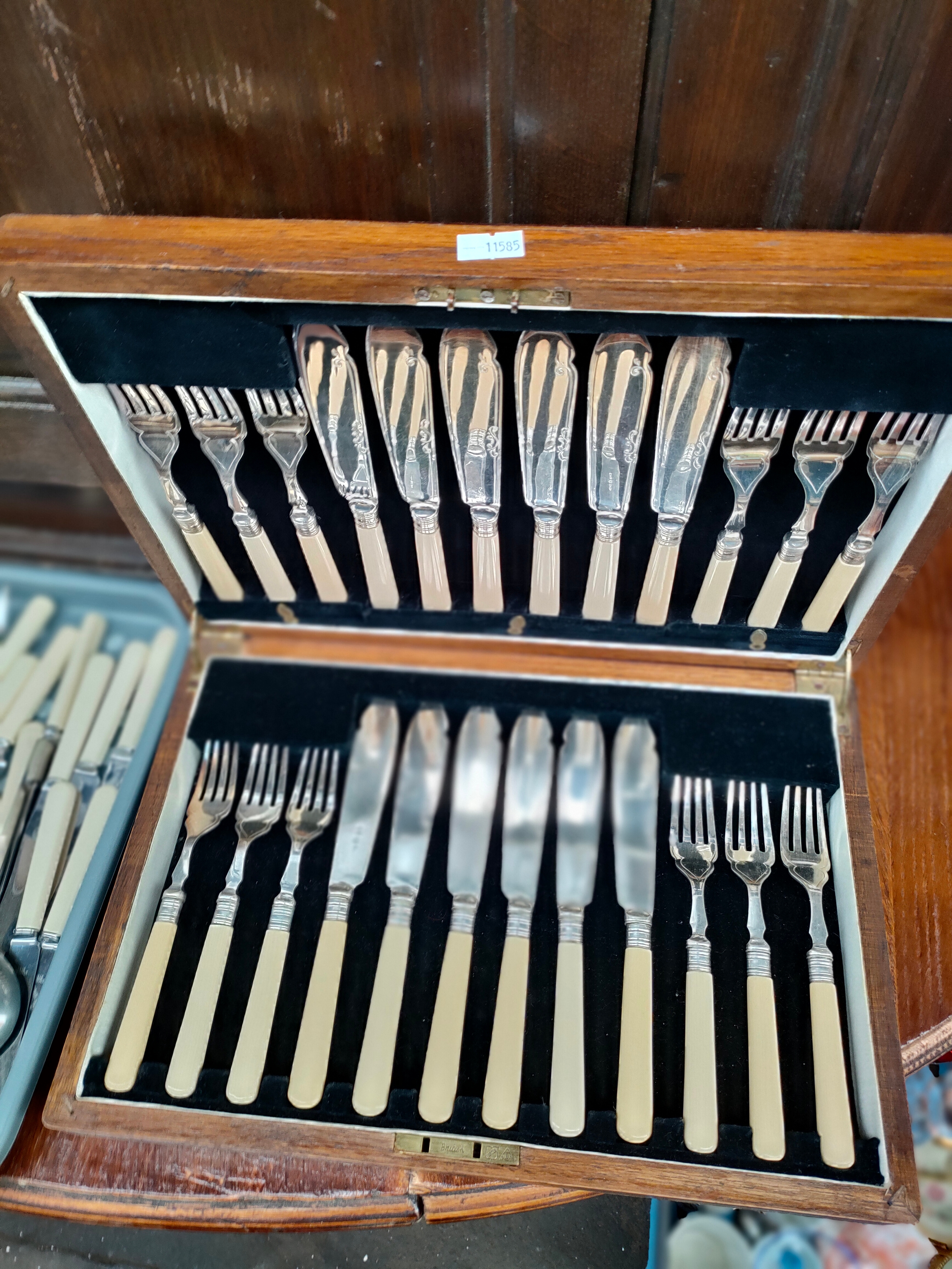 Selection of silver plated cutlery includes boxed canteen - Image 2 of 2
