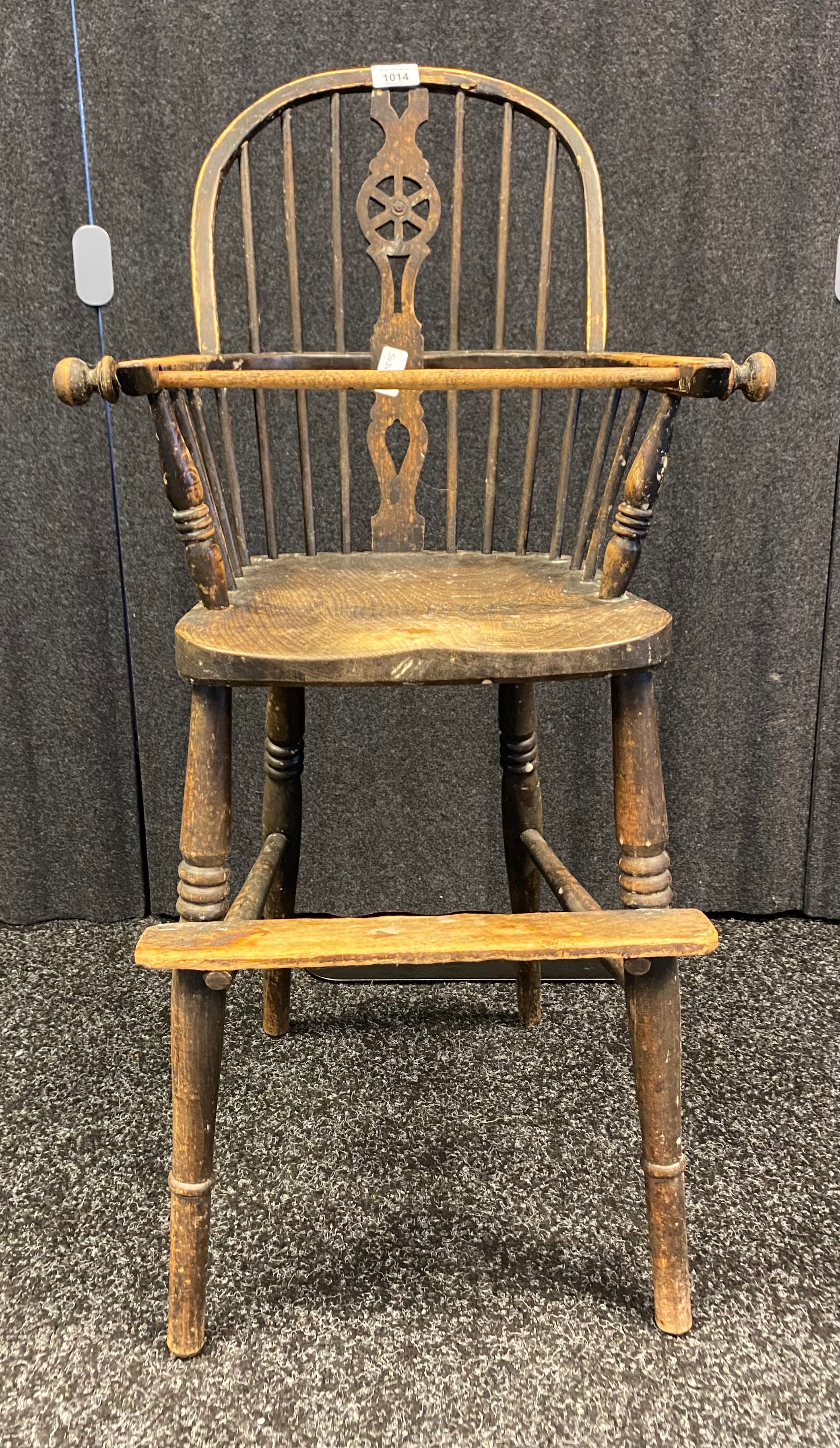 Antique elm Windsor style child's high chair, the shaped back with spindles and central carved splat - Image 2 of 3