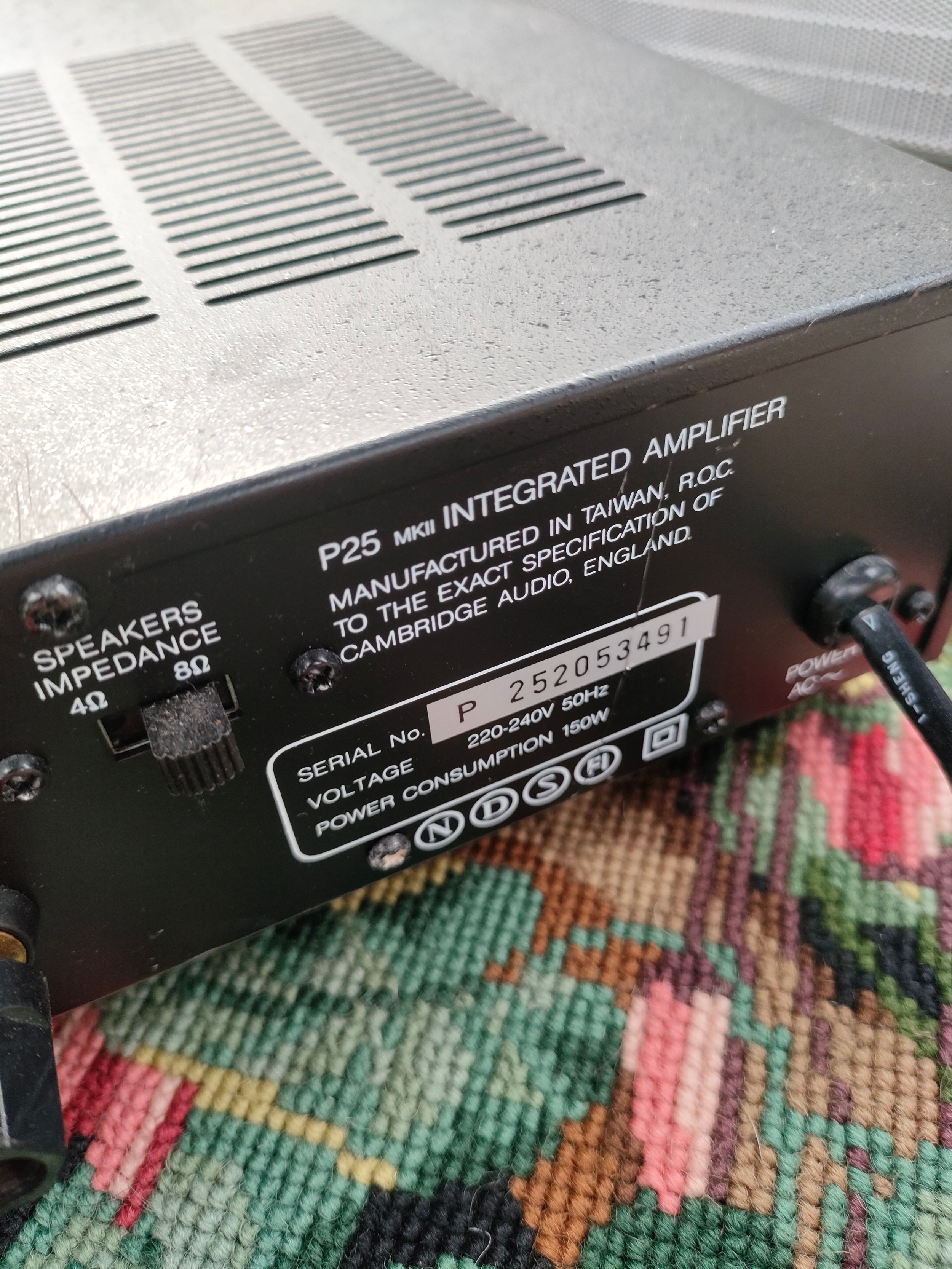 A Cambridge audio p25 intregrated amplifier - Image 2 of 2