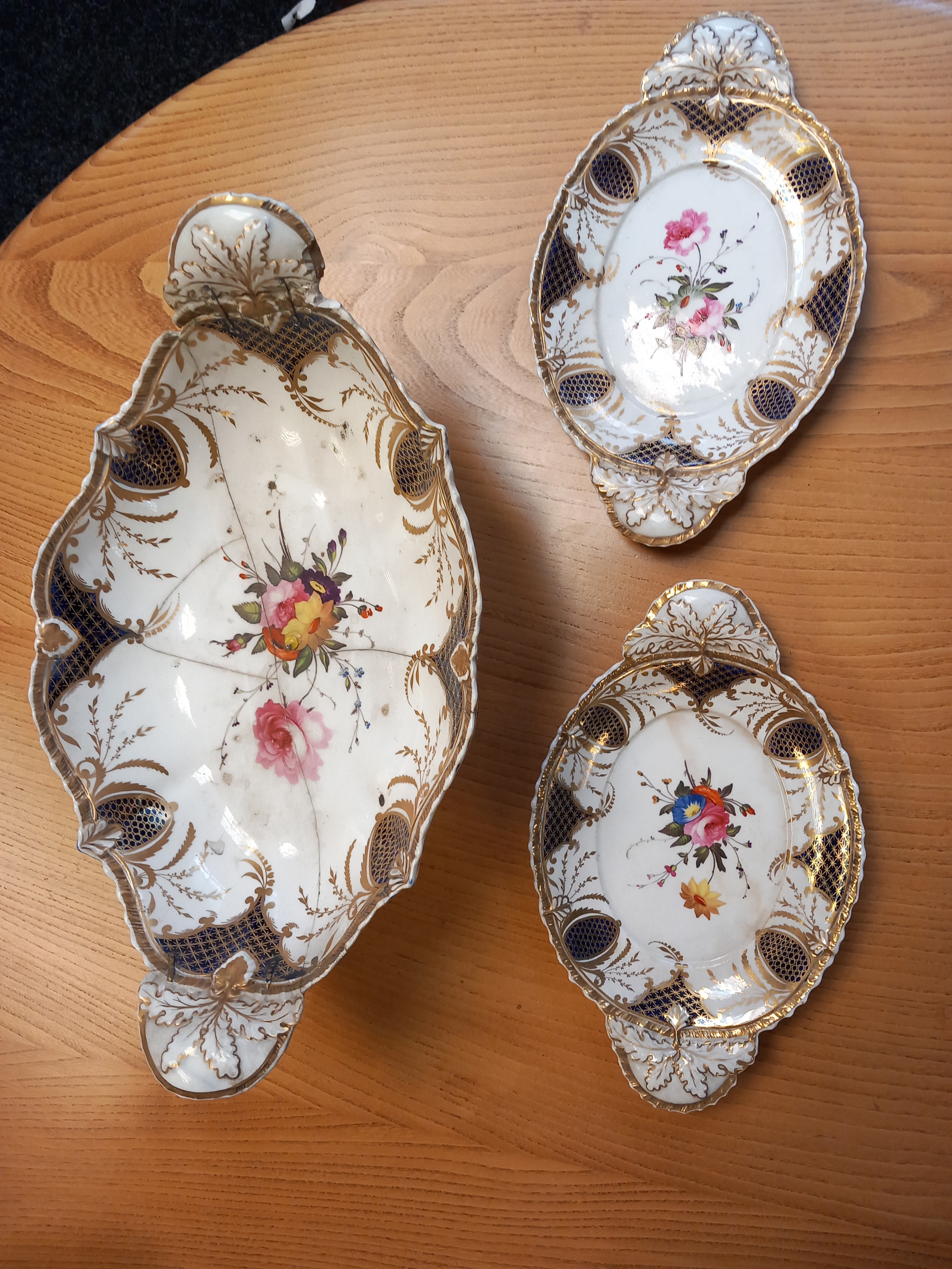 A 19th century floral design dinner service together with comport dish, two lidded serving tureens - Image 12 of 20