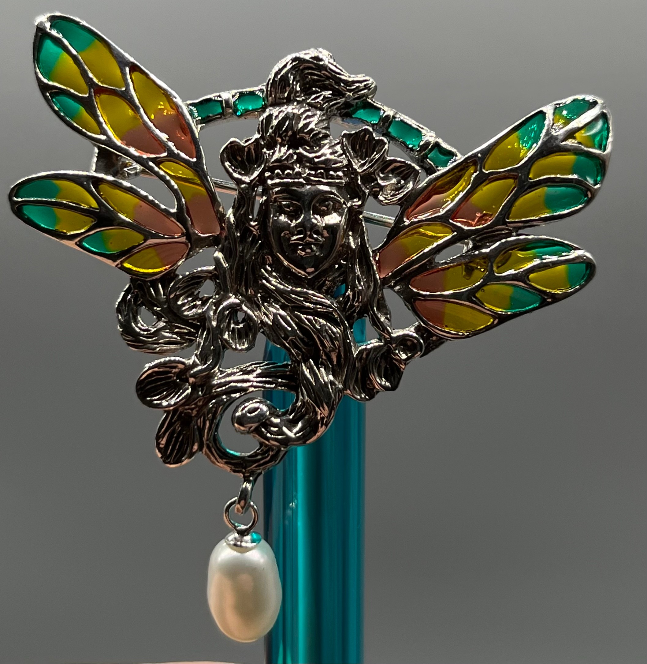 A Silver Art Nouveau style plique a jour fairy pendant/ brooch with pearl drop. - Image 2 of 4