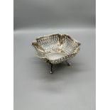 Birmingham silver pierced four foot bon bon dish. [96.27grams] [6x11x11cm]