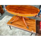 2 vintage coffee tables