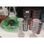Selection of art glass to include Luminarc french glass vases, Davidson green clouded glass bowl