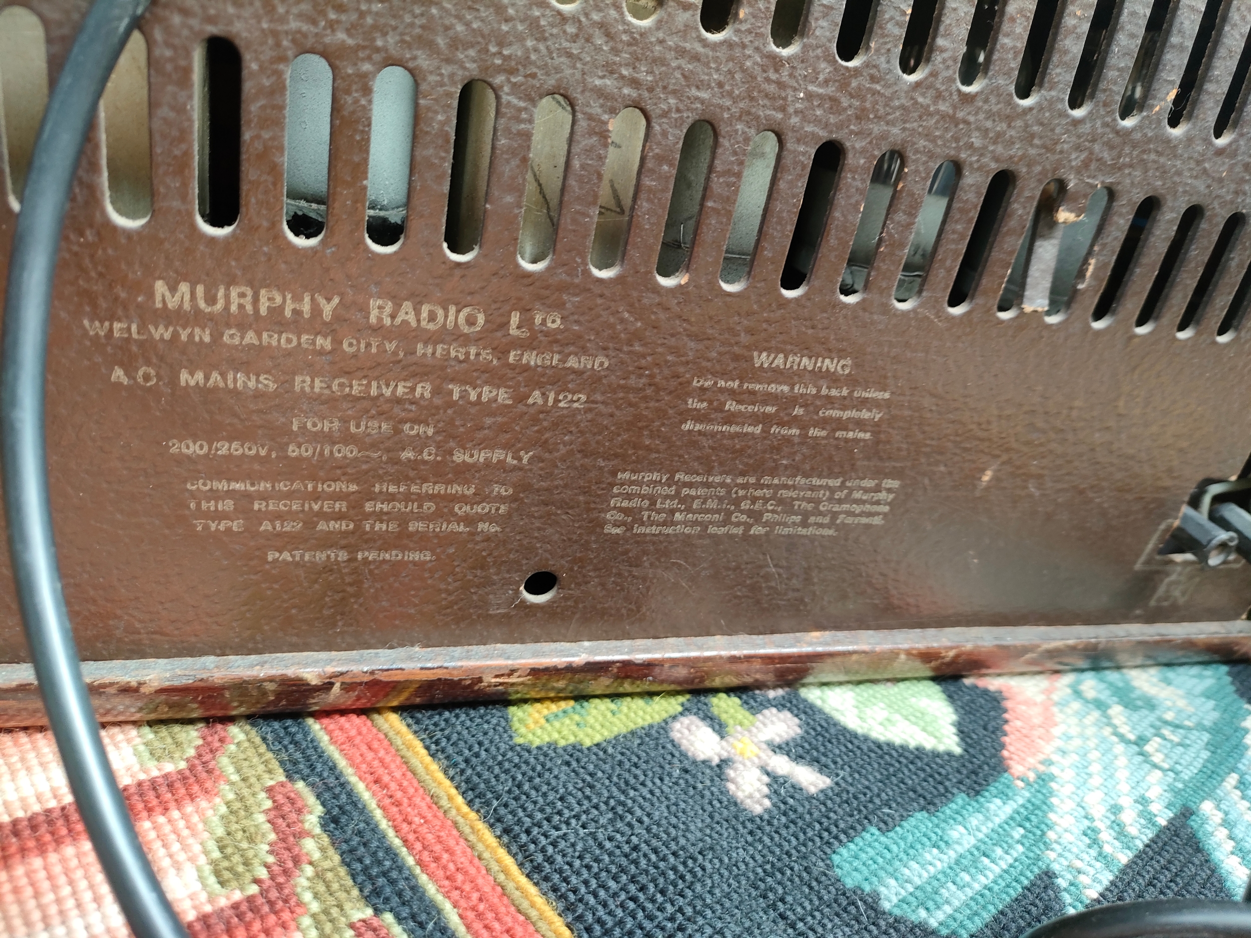 A Large Vintage Murphy A122 radio - Image 2 of 2
