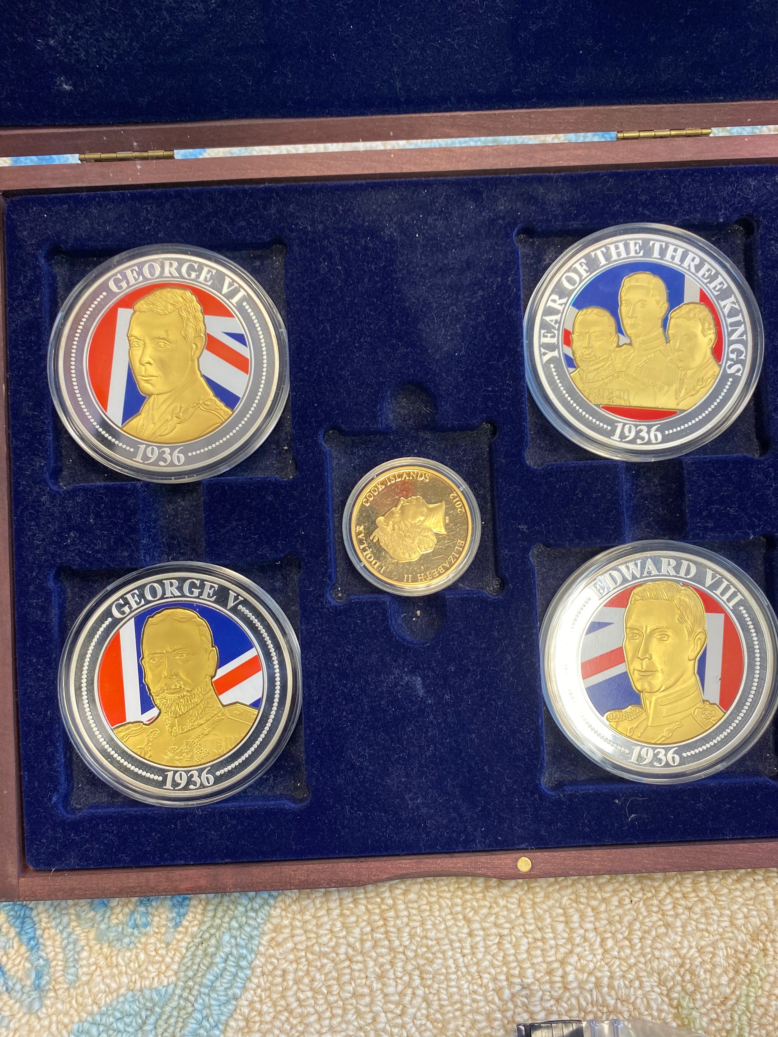 Large collection of gold and silver plated Royalty and Commemorative cased coins, comes with - Image 10 of 18